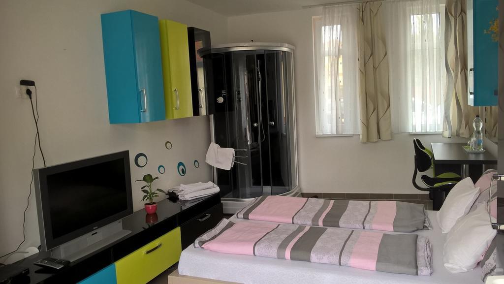 Kazinczy Apartment Kecskemét Quarto foto