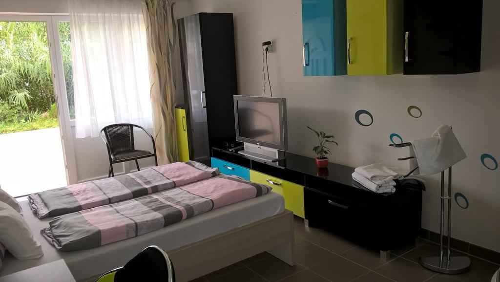 Kazinczy Apartment Kecskemét Quarto foto